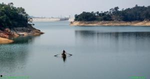 秋风岭水库吃瓜,瓜果飘香，夏日避暑胜地